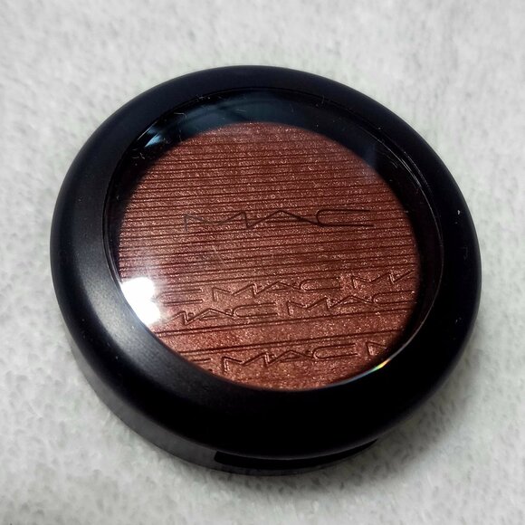 MAC Extra Dimension Blush Color - Hard to Get - Picture 6 of 11